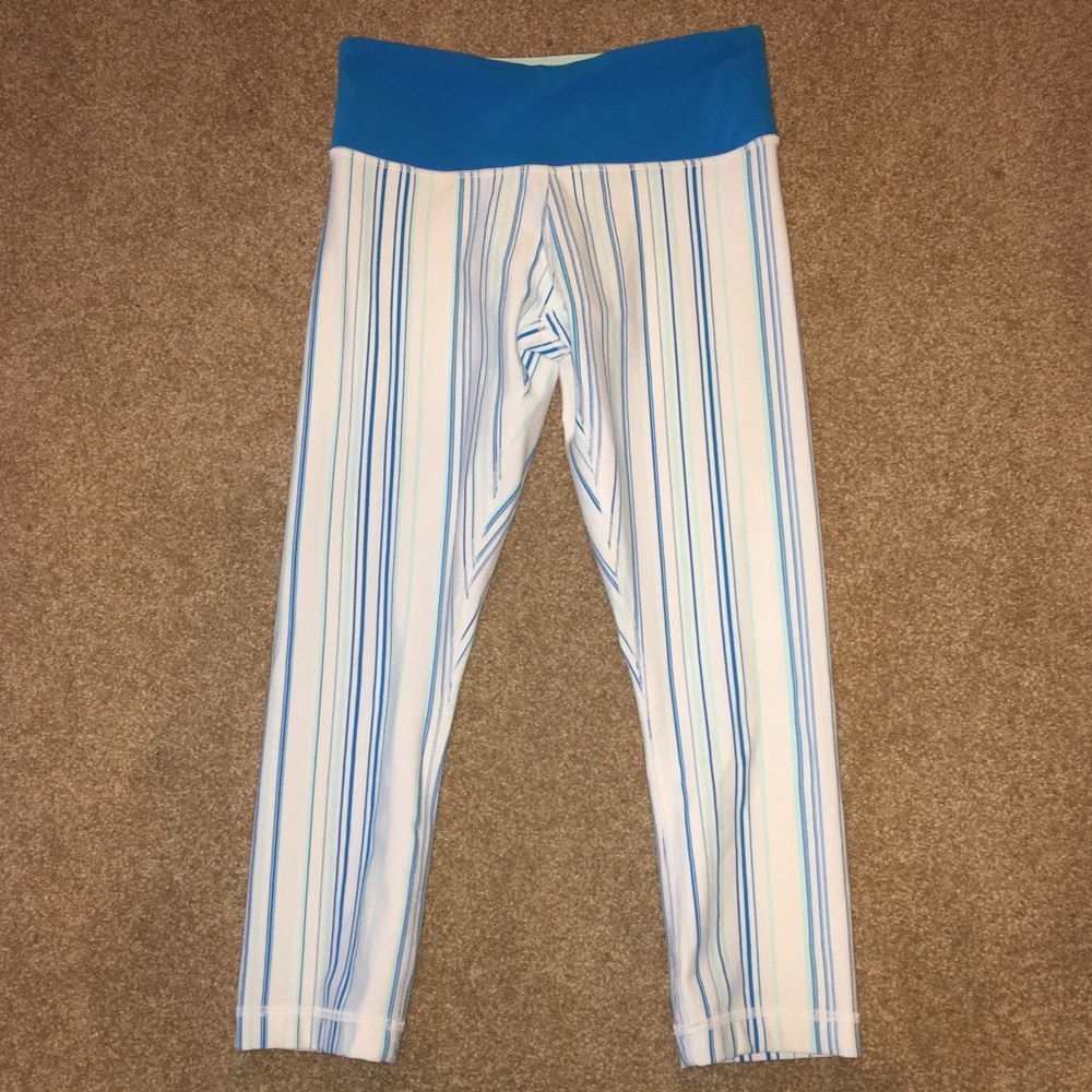 Lululemon Cropped Leggings size 4